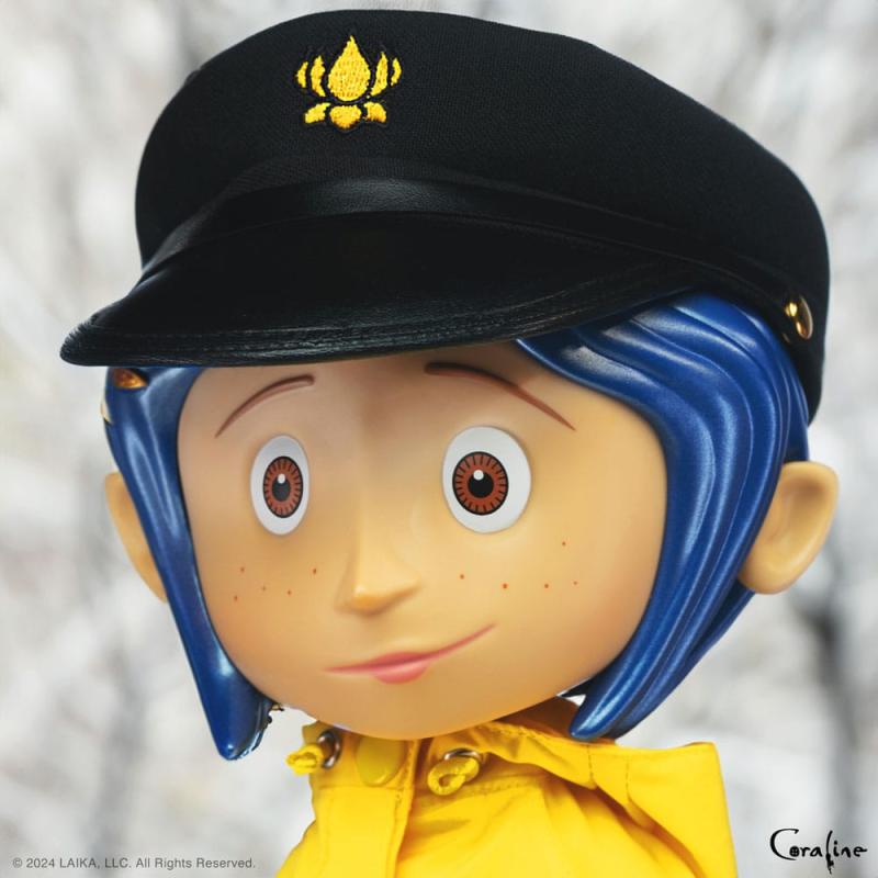 Coraline Supersize Vinyl Action Figure Coraline with Hat (Button Eyes) 40 cm 8