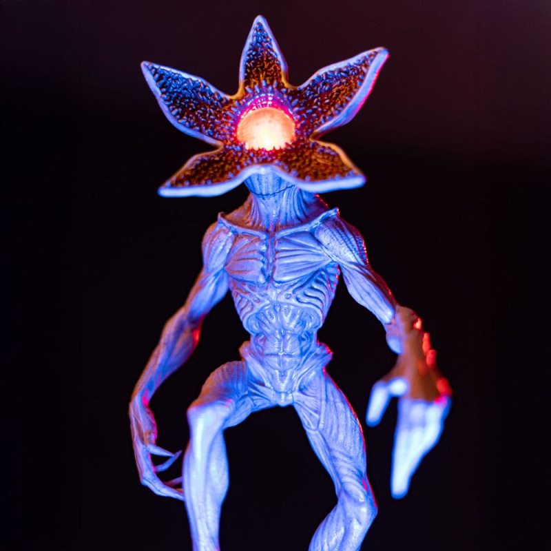 Stranger Things Lamp with USB-C Demogorgon 6
