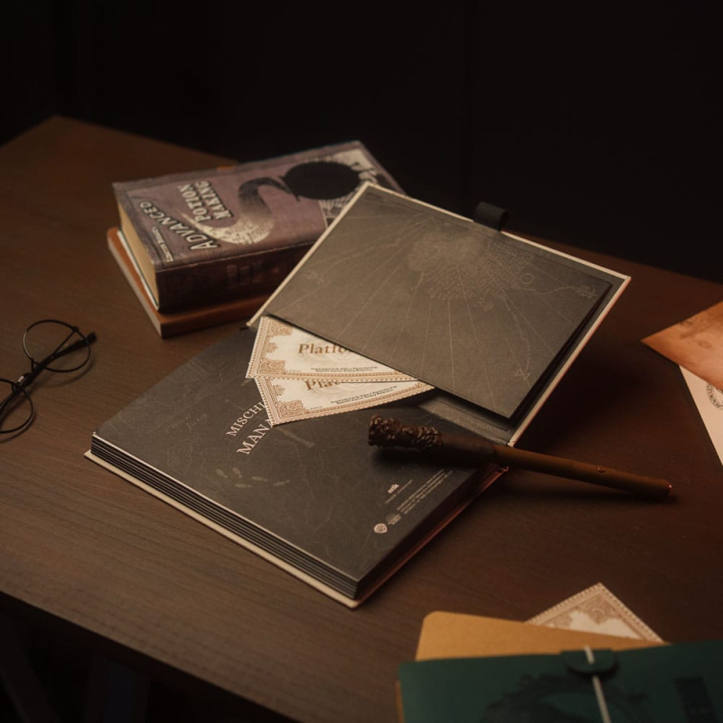 Harry Potter Premium Notebook A5 with Light Marauder's Map 4