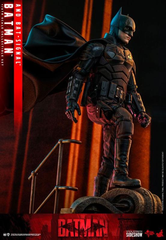 The Batman Movie Masterpiece Action Figure 1/6 Batman with Bat-Signal 31 cm