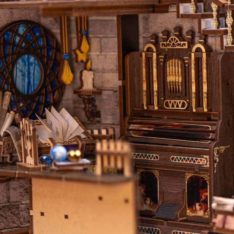 Book Nook Nebula Common Room 23 x 11 cm 10