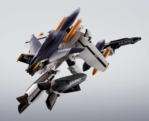 Macross 7 Hi-Metal R Action Figure VF-0S Phoenix (Roy Focker Use) & QF-2200D-B Ghost Set 14 cm 6