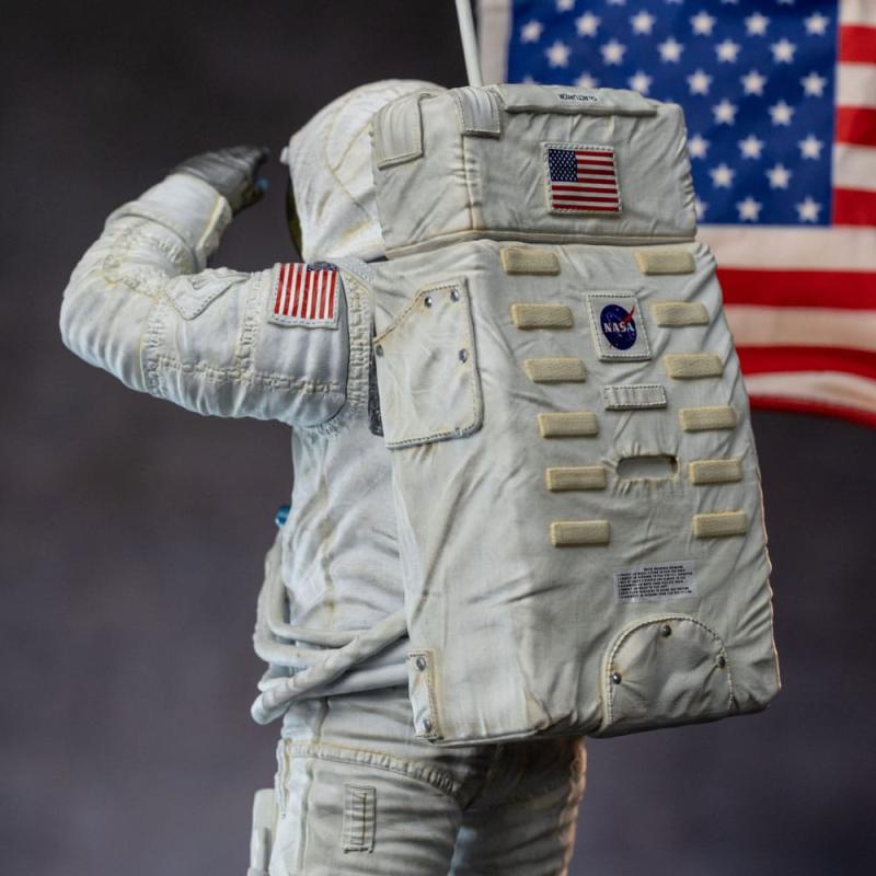 NASA Art Scale Statue 1/10 Apollo 11 Astronaut 23 cm