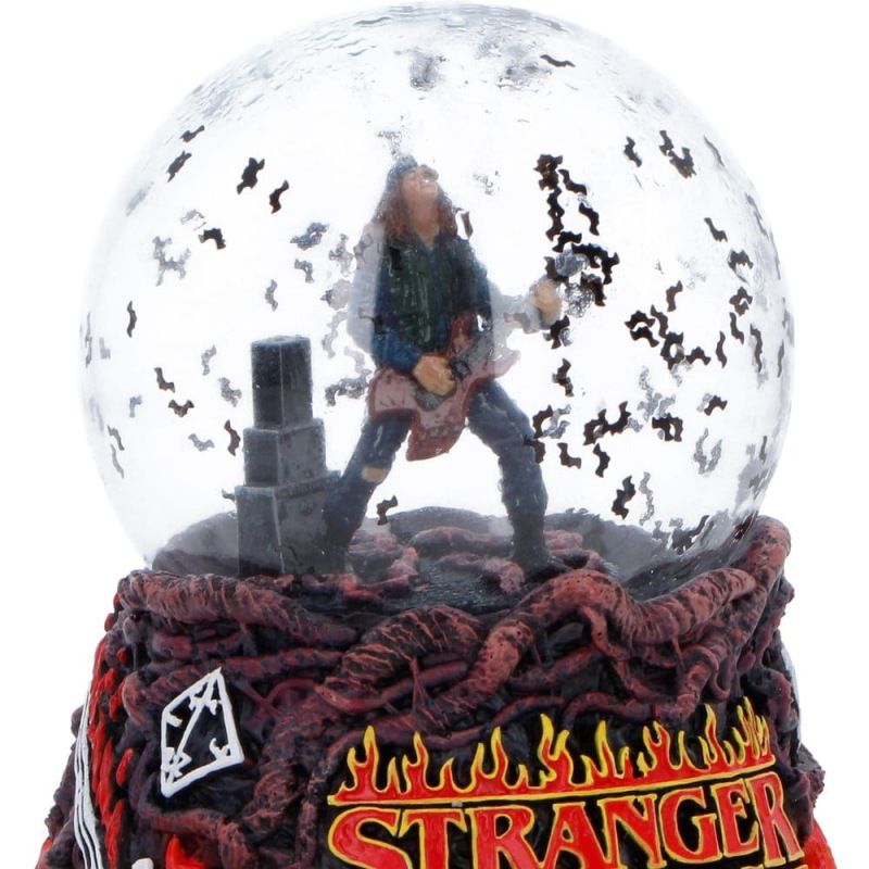 Stranger Things Snow Globe Eddie's Sacrifice 14 cm 5