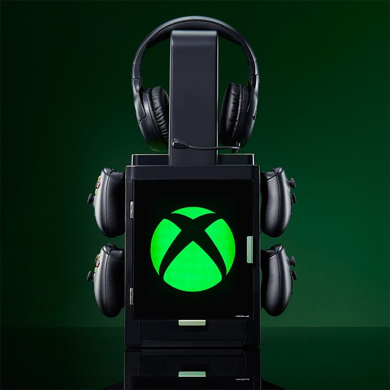 Xbox Gaming Locker with lightening 8