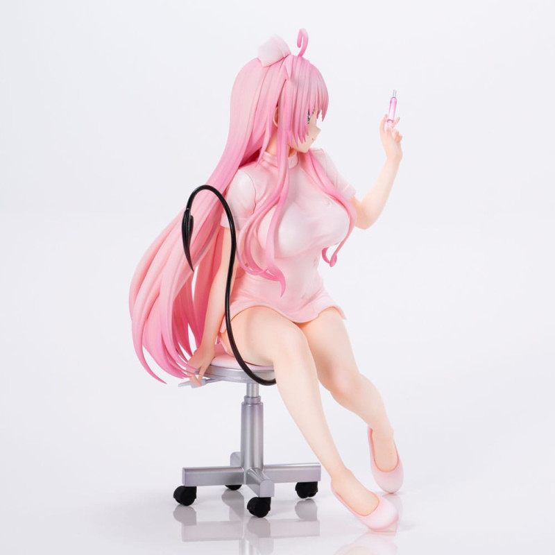 To Love-Ru Darkness Statue PVC Lara Satalin Deviluke Nurse Cos 26 cm 3