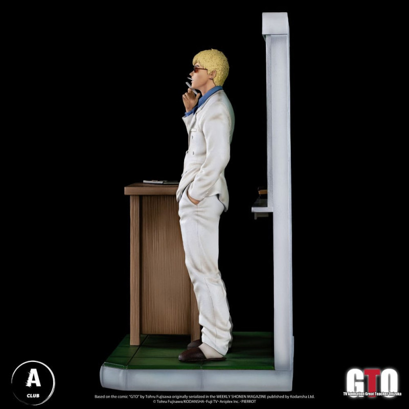Great Teacher Onizuka Statue Onizuka Eikichi 36 cm 3