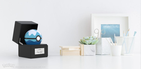 Pokémon Diecast Replica Dive Ball 2