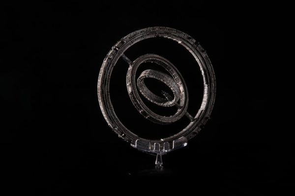 Foundation Die-Cast The Invictus Spaceship 20 cm 3