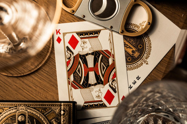 James Bond 007 Playing Cards 8