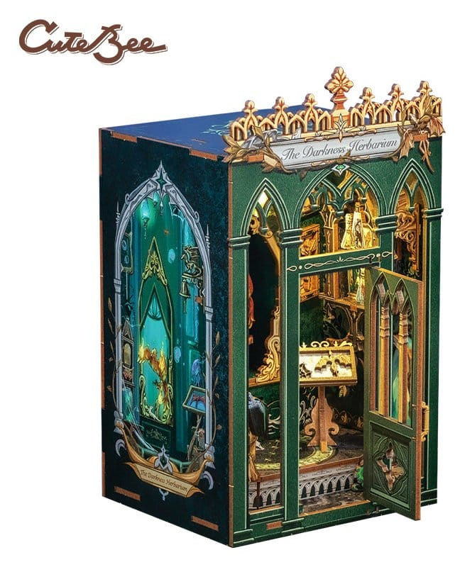 Book Nook The Darkness Herbarium 17 x 12 cm 13