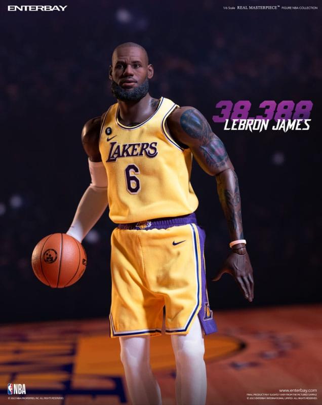 NBA Collection Real Masterpiece Action Figure 1/6 Lebron James Special Edition 30 cm