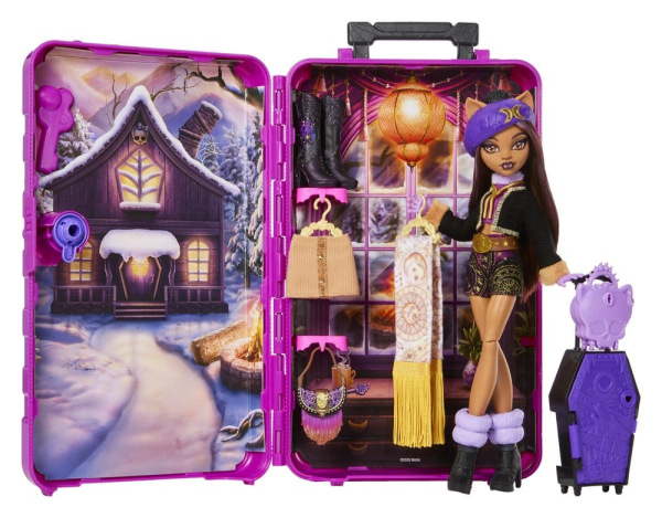 Monster High Skulltimate Secrets Doll Clawdeen Wolf 4