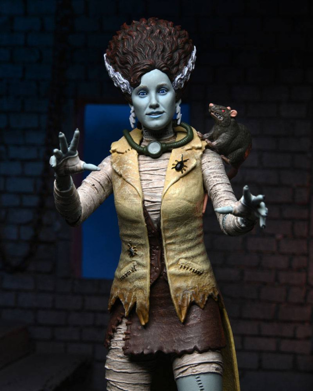 Universal Monsters x Teenage Mutant Ninja Turtles Action Figure April as The Bride 18 cm 3