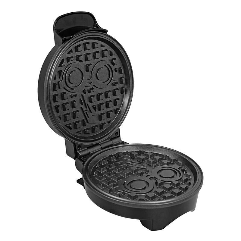 Harry Potter Waffle Maker Glasses and Lightning Bolt