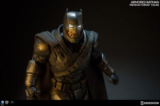 Batman v Superman Premium Format Figure Armored Batman