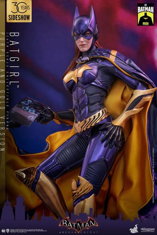 Batman Arkham Knight Videogame Masterpiece Action Figure 1/6 Batgirl (Purple and Gold Version) Exclu 4