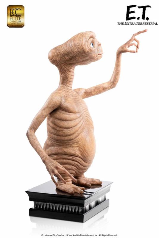 E.T. The Extra-Terrestrial Life-Size Statue E.T. 132 cm