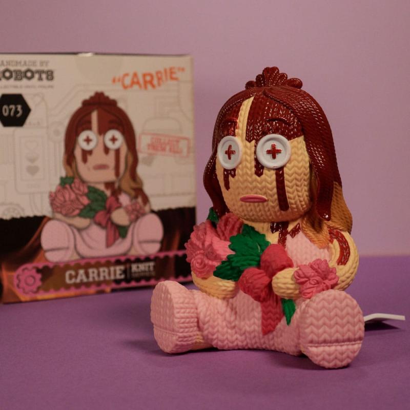 Carrie Vinyl Figure Carrie 13 cm