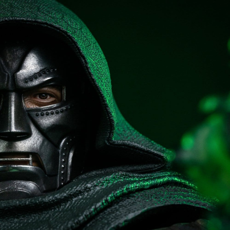 Avengers: Doomsday Legacy Replica Statue 1/4 Doctor Doom 12