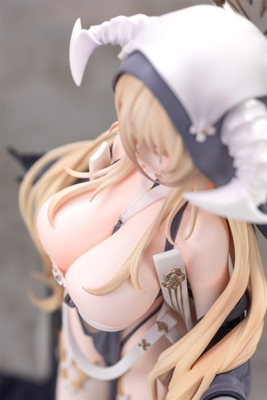 Azur Lane PVC Statue 1/6 Implacable 31 cm 1
