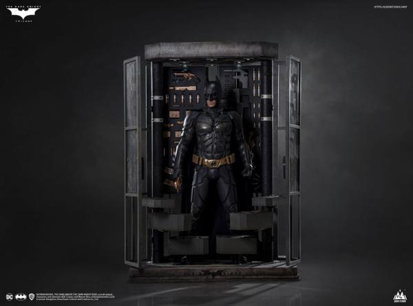 The Dark Knight Life-Size Statue Batman Ultimate Edition 207 cm