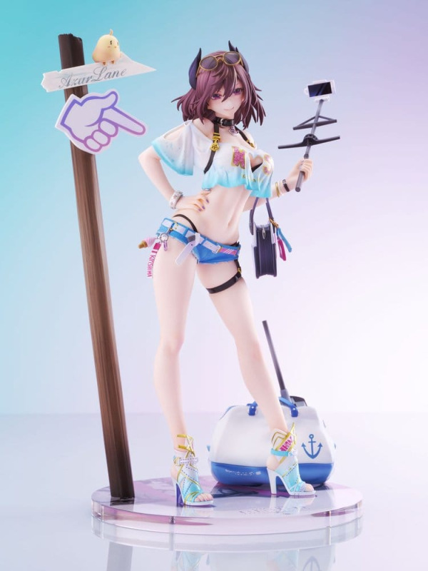 Azur Lane PVC Figure 1/7 Kirishima Bravely Summer 28 cm 4