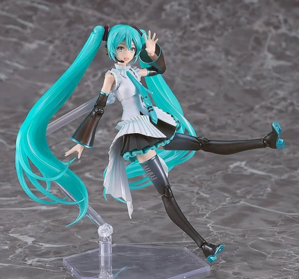 Character Vocal Series 01: Hatsune Miku Plamatea Plastic Model Happy 16th Birthday Ver. 16 cm 3