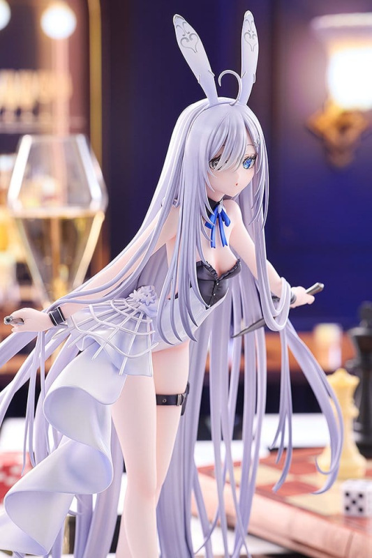 Playing Death Games to Put Food on the Table Wolf PVC Statue 1/7 Holo Light Novel bunny Ver. illustr 2