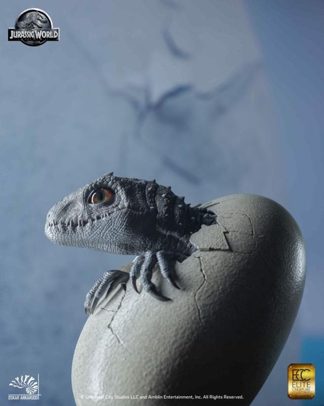 Jurassic Park Statue 1/2 Hatching Indominus Rex 13 cm