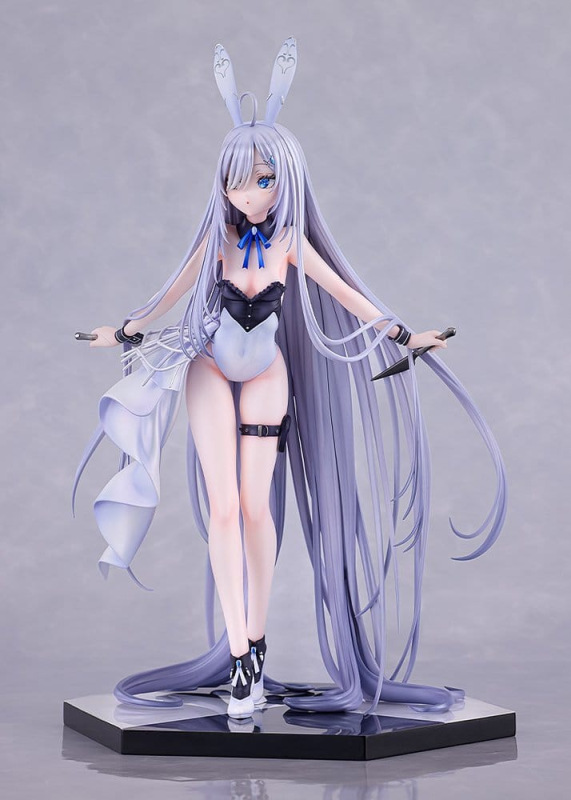 Playing Death Games to Put Food on the Table Wolf PVC Statue 1/7 Holo Light Novel bunny Ver. illustr 7