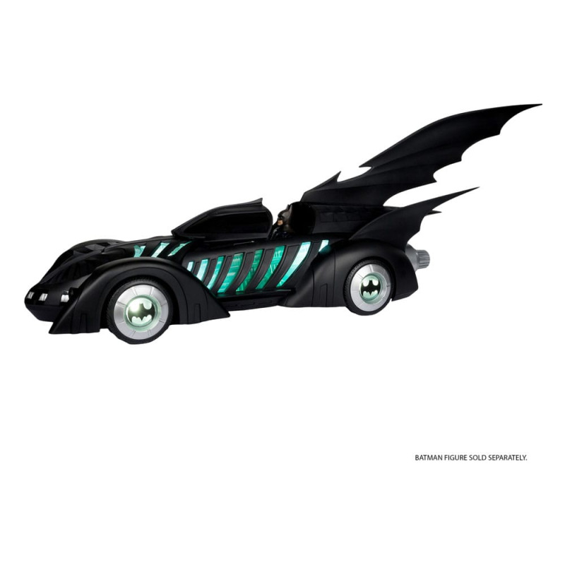 Batman Forever DC Multiverse Action Figure with Vehicle Alfred Pennyworth & Batmobile (Gold Label) 7 5
