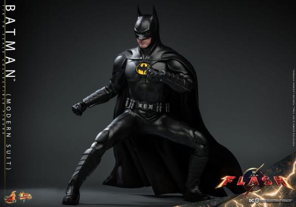 The Flash Movie Masterpiece Action Figure 1/6 Batman (Modern Suit) 30 cm 9