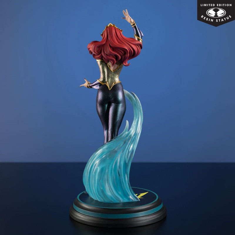 DC Direct Cover Girls Statue 1/8 Mera by J. Scott Campbell 26 cm 3