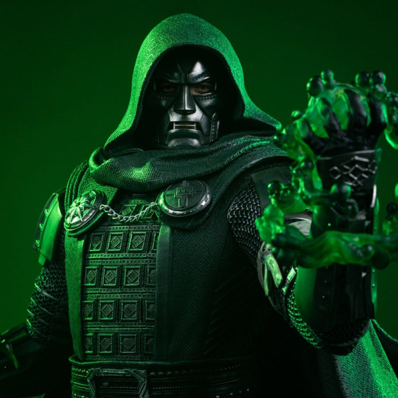 Avengers: Doomsday Legacy Replica Statue 1/4 Doctor Doom 14