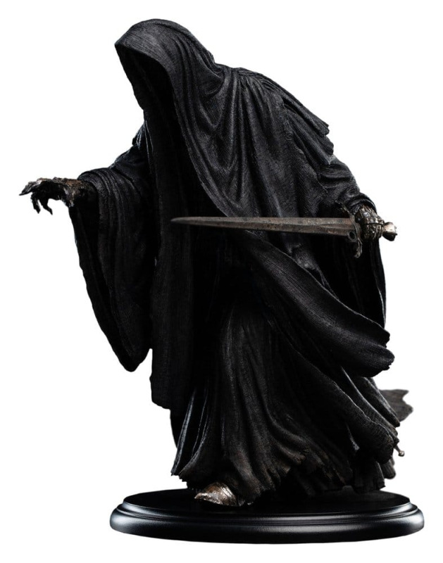The Lord of the Rings Trilogy Mini Statue Ringwraith at the Prancing Pony 18 cm