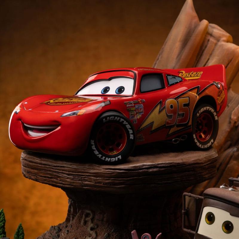 Cars Deluxe Art Scale Statue 1/10 Lightning Mcqueen & Tow Mater 31 cm