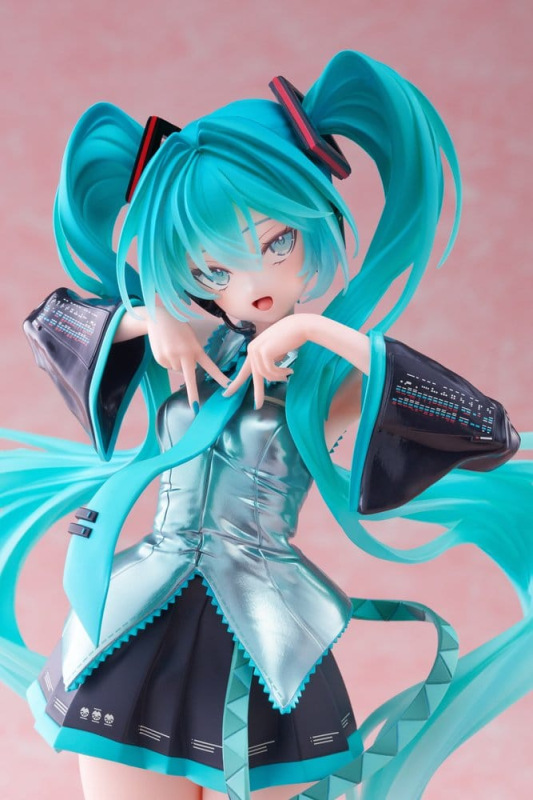 Hatsune Miku T-Most PVC Figure 30 cm 1