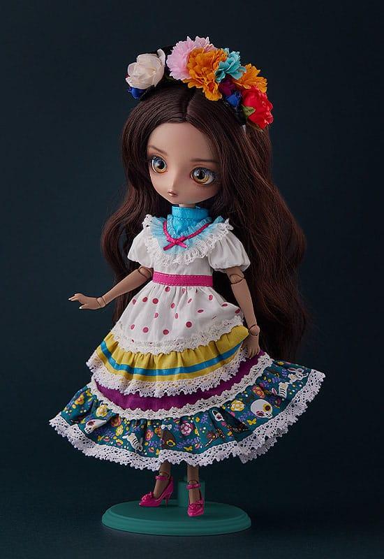 Harmonia Bloom Seasonal Doll Action Figure Gabriela 23 cm