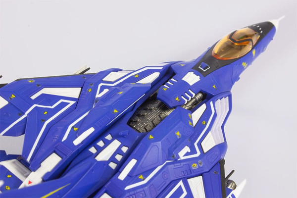 Raiden V Director´s Cut Plastic Model Kit 1/100 FT-00004A Azuma 2P Color Ver. 18 cm 3