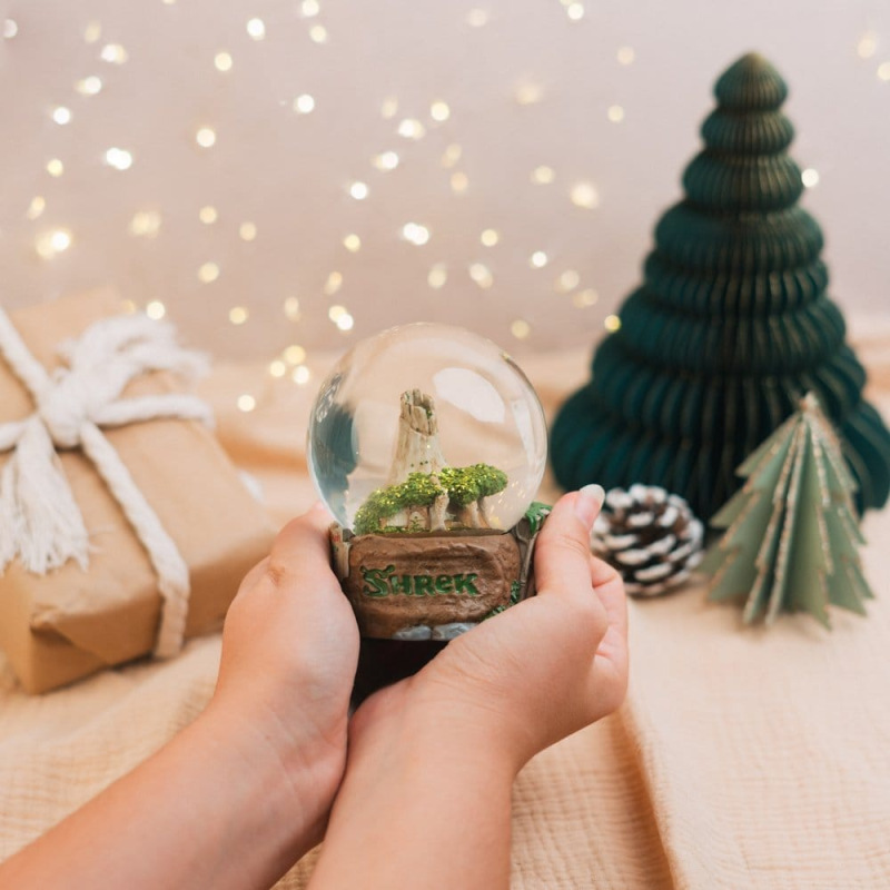 DreamWorks Shrek Snow Globe 10 cm 6