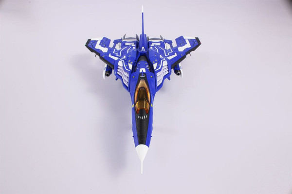 Raiden V Director´s Cut Plastic Model Kit 1/100 FT-00004A Azuma 2P Color Ver. 18 cm 1