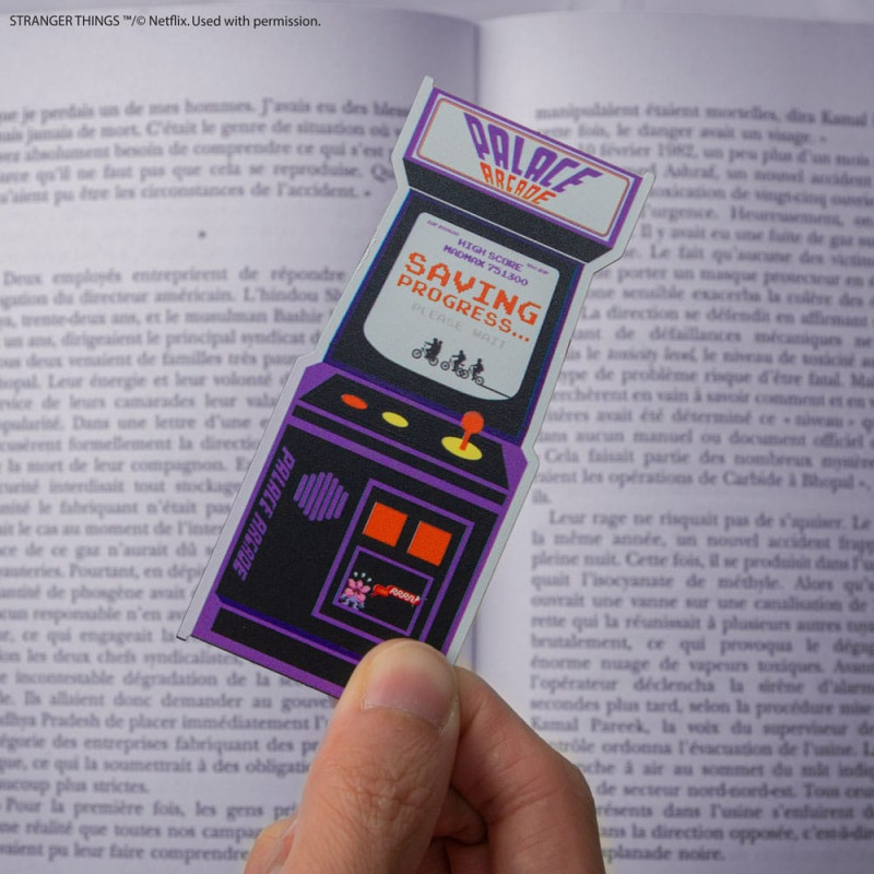 Stranger Things Bookmark Arcade Metal 1