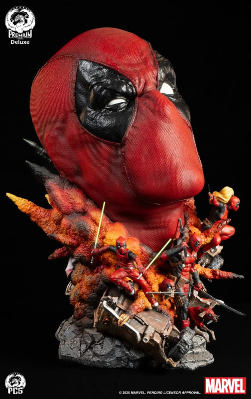 Marvel Fine Art Bust Deadpool Deluxe Edition 42 cm 2