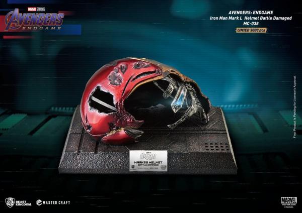 Avengers Endgame: Iron Man Helmet Battle Damaged 22 cm Statue - Beast Kingdom Toys