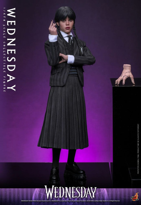 Wednesday Action Figure 1/6 Wednesday 27 cm 3