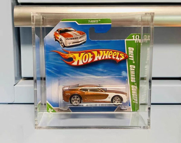 Hot Wheels European Series Acrylic Case 2-Pack Short Card 1