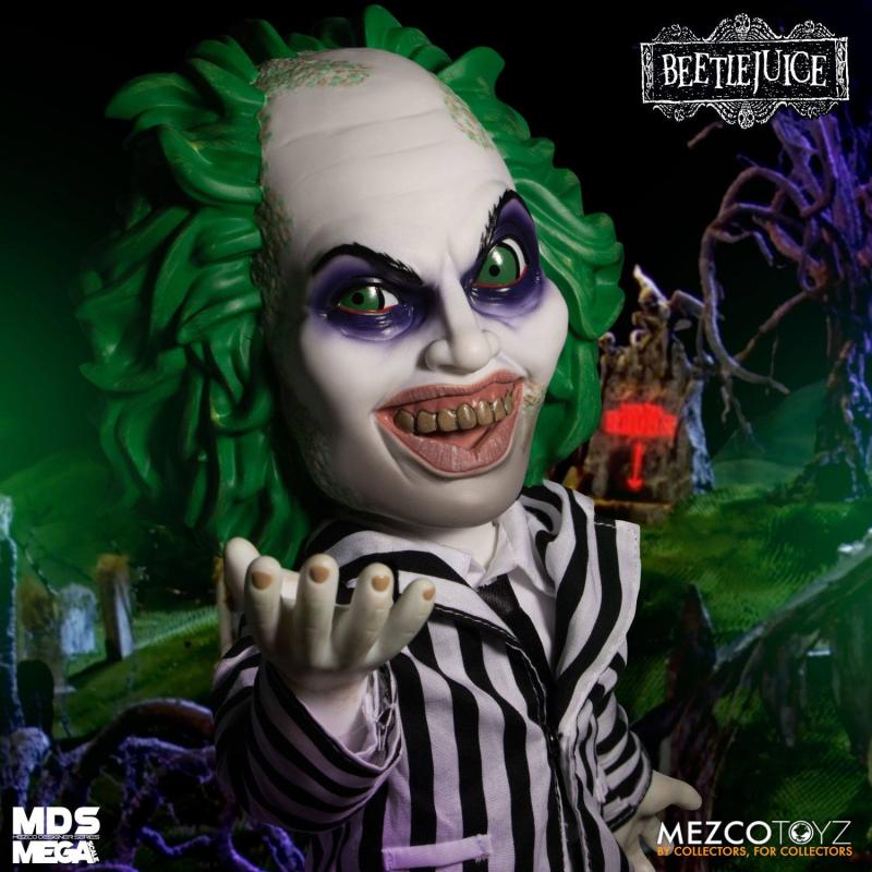 Beetlejuice MDS Mega Scale Talking Action Figure Beetlejuice 38 cm 1