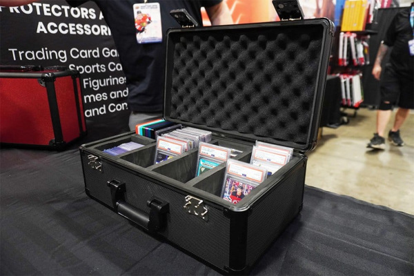 Evoretro Trading Card Storage Box for 120 Cards XL Black 8