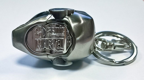 Marvel Comics Metal Keychain Iron Man Helmet Mark II 2